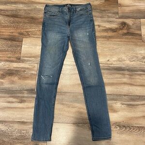 Hollister Size 3 High Rise Super Skinny Stretch Jeans Medium Wash Distress Holes